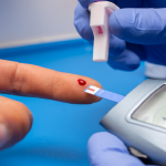 11 علامة تحذيرية تكشف ارتفاع سكر الدم قبل تطور المضاعفات