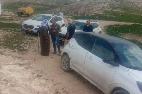 مستوطنون يقتحمون تجمعًا بدويًا قرب العيزرية شرق القدس المحتلة