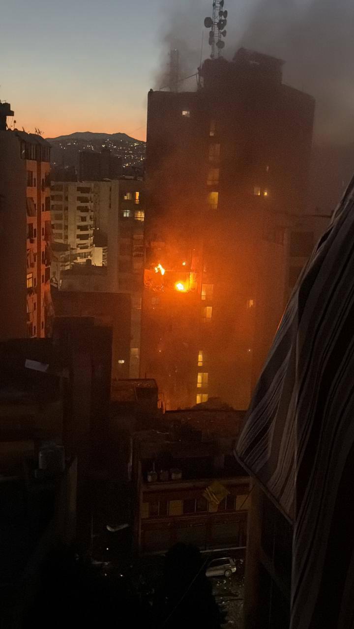 الضربة في حي عائشة بكار تأتي وسط تصاعد المواجهة الإقليمية واتساع رقعة القتال في لبنان