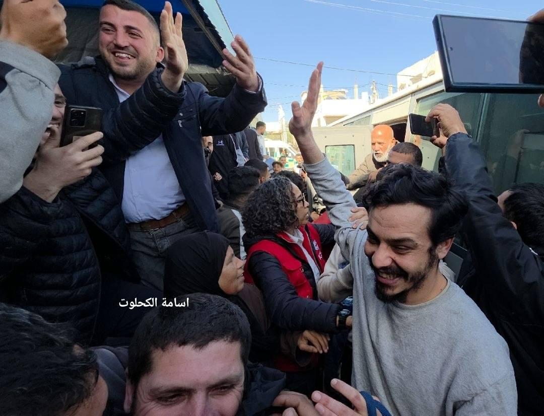 تحرير الأسرى يأتي ضمن جهود الإفراج عن المعتقلين الفلسطينيين وتقديم الرعاية الطبية لهم