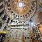 قيود الاحتلال تُفرغ عيد الفصح من مضمونه في القدس وتمنع المصلين من الوصول للقيامة