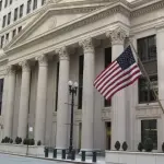 الاحتياطي الفيدرالي يثبت الفائدة بين 3.75% و4% وسط تصاعد مخاوف التضخم