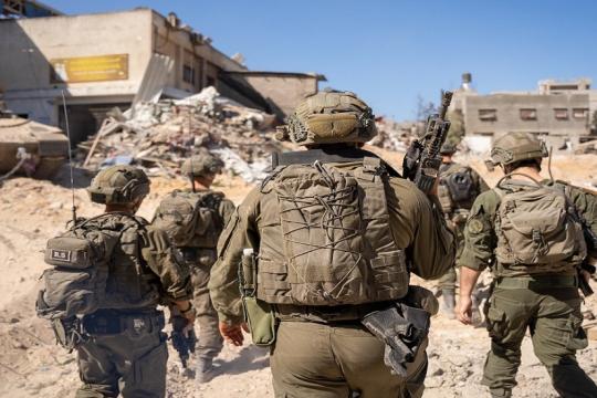 إسرائيل تُبقي قواتها في “خط الأصفر” بجنوب لبنان وتربط الانسحاب بنزع سلاح حزب الله