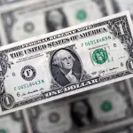 الدولار يواصل الصعود مع تصاعد توقعات تشديد الفيدرالي الأميركي لأسعار الفائدة