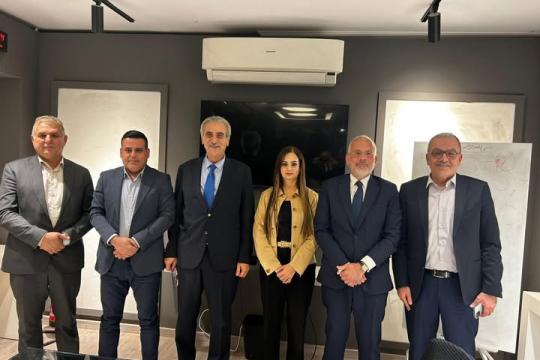 اللجنة الوطنية لإدارة غزة تبحث مع السفير اليوناني دعم الإغاثة وعلاج الجرحى