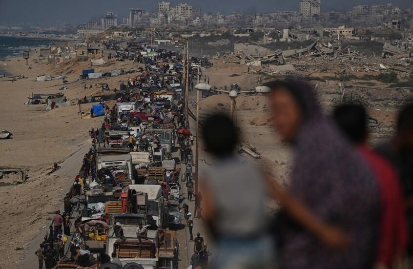 شهيدان وعدة إصابات في قصف إسرائيلي استهدف ميناء الصيادين غرب مدينة غزة