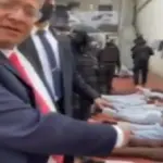 بن غفير يهدد بإعدام الأسرى الفلسطينيين ويظهر في مقطع مصور داخل السجون