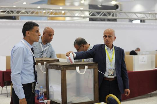 «فتح» تعلن نتائج اللجنة المركزية الجديدة.. البرغوثي يتصدر القائمة وظهور أول لنجل الرئيس