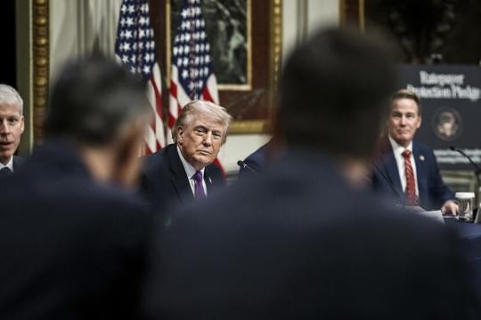 تشاؤم داخل إدارة ترامب بسبب غياب استراتيجية واضحة لإنهاء الحرب مع إيران