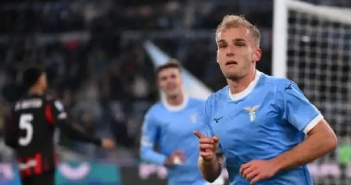 خسارة ميلان تُبقي الفارق مع إنتر المتصدر.. وكومو يخطف المركز الرابع المؤهل لدوري الأبطال