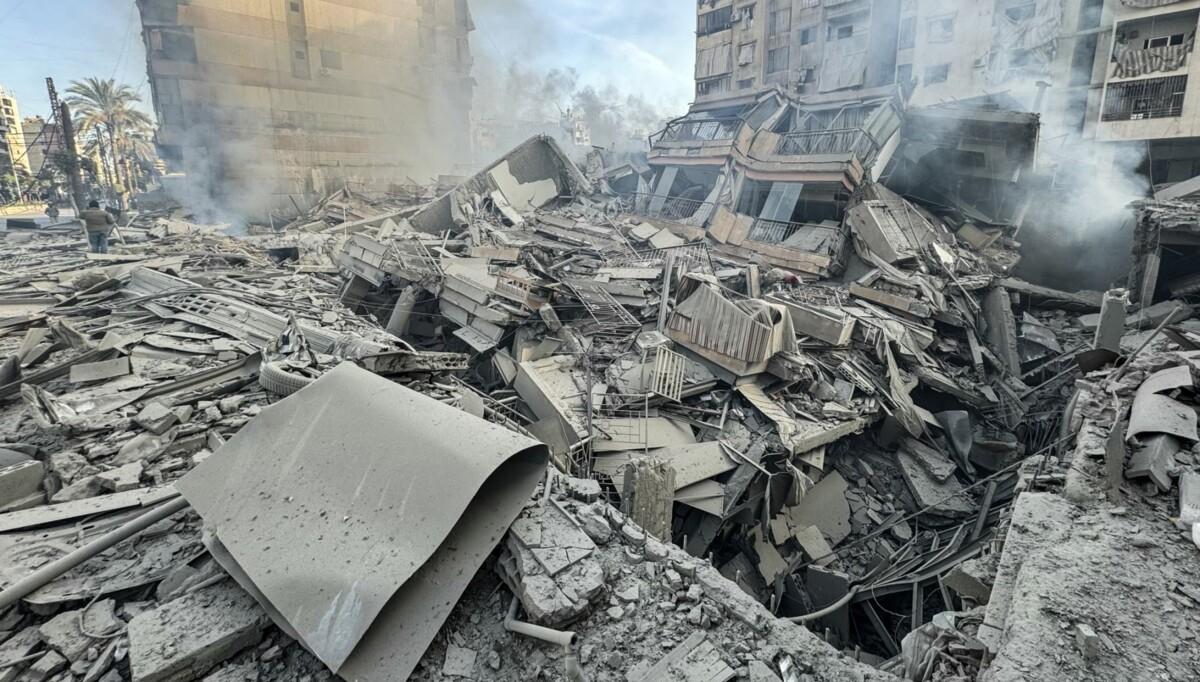 تفجيرات إسرائيلية واسعة في جنوب لبنان وسط تهديدات بتكرار “سيناريو غزة”