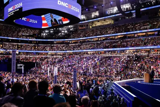 اللجنة الوطنية الديمقراطية تدرس قرارًا يسلط الضوء على النفوذ المتزايد لأيباك وسط جدل داخلي