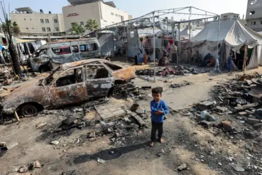 شهيد وعدد من الإصابات بقصف طائرة مسيّرة إسرائيلية جنوب شرق غزة