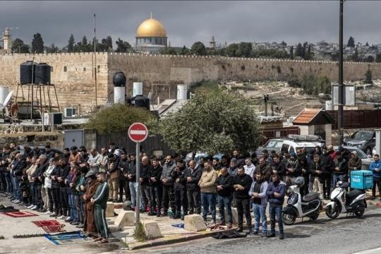 الاحتلال يمنع الصلاة في المسجد الأقصى للجمعة الرابعة على التوالي