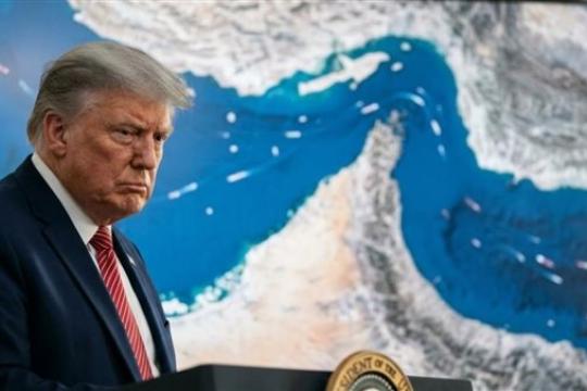 ترامب يبحث عن مخرج من حرب إيران وسط تشدد طهران بشأن مضيق هرمز