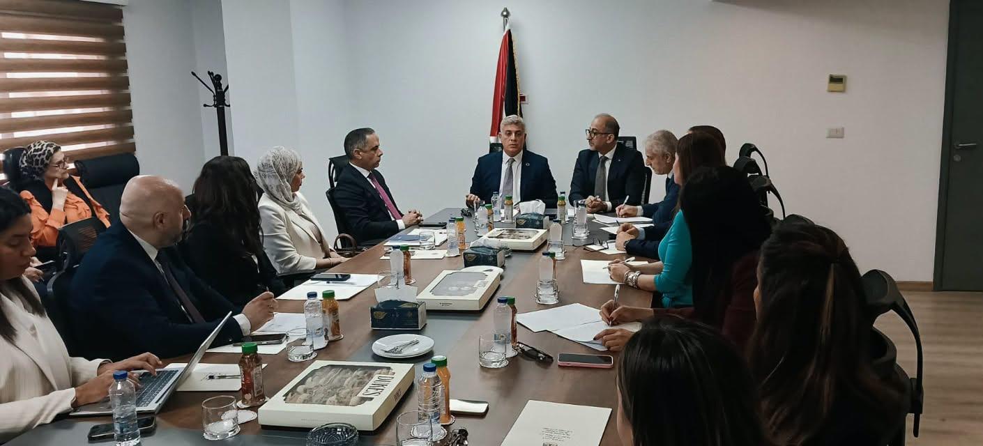 فلسطين تحشد الدعم العربي لمواجهة الضغوط الإسرائيلية على النظام المصرفي