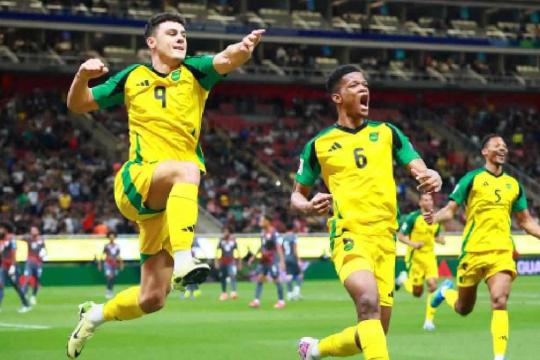منتخب جامايكا يتأهل لنهائي الملحق العالمي لكأس العالم 2026