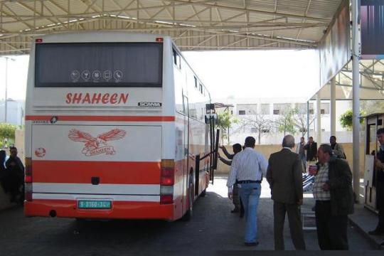 عبور 16 ألف مسافر عبر معبر الكرامة الأسبوع الماضي واعتقال 37 مطلوباً