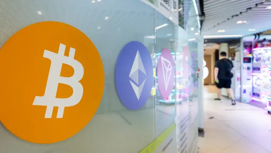 العملات المشفرة تشهد تقلبات مع استمرار المستثمرين في تقييم قاع السوق ومستقبل بتكوين