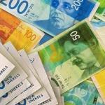 أسعار صرف العملات اليوم الأثنين في السوق الفلسطينية