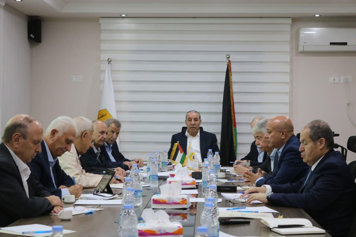 اللجنة ترحب بخطاب الرئيس عباس وتدعو إلى حوار وطني شامل ورقابة دولية على العملية الانتخابية