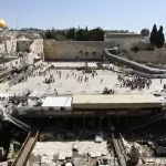 محافظة القدس تحذر من حفريات إسرائيلية تهدد المسجد الأقصى ومعالم المدينة التاريخية