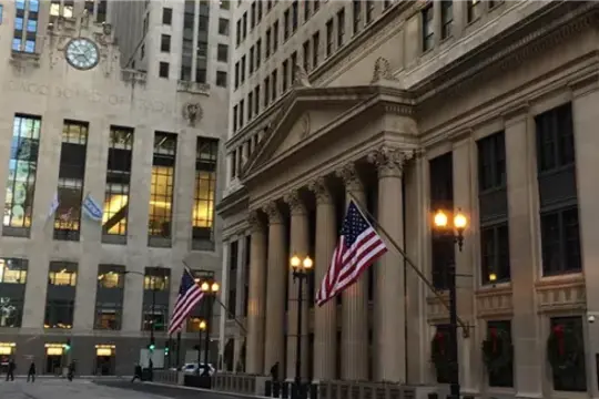 الفيدرالي الأميركي يرفع الفائدة لأول مرة منذ أكثر من 3 سنوات