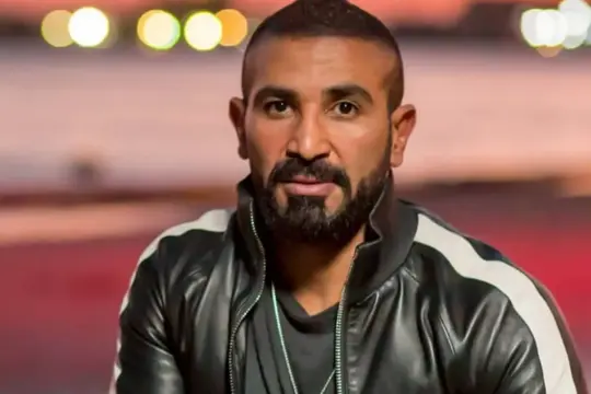 أحمد سعد يتعرض لحادث سير وينقل إلى المستشفى لتلقي الإسعافات