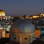 إعادة فتح المسجد الأقصى وكنيسة القيامة بعد 40 يوماً من الإغلاق الإسرائيلي