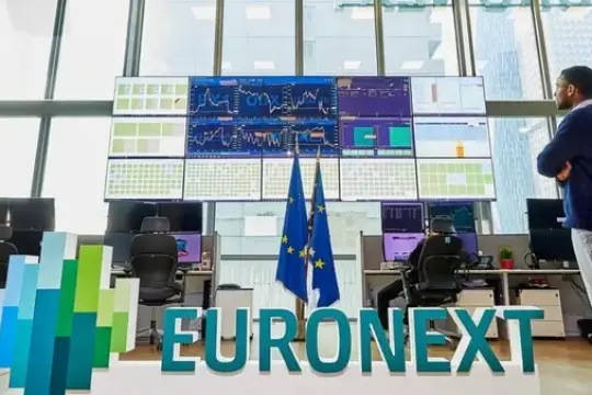 البورصات الأوروبية تغلق على تراجع مع صعود النفط وارتفاع عوائد السندات