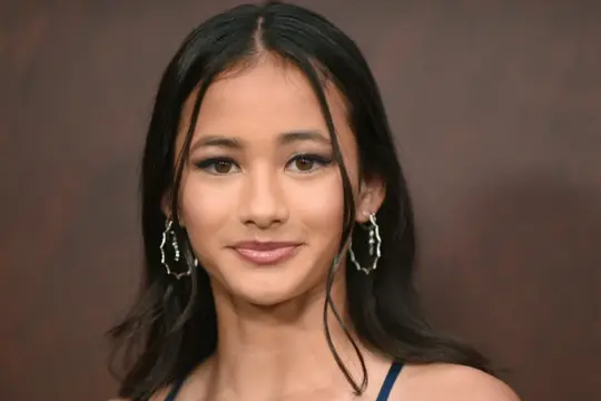 وفاة الممثلة الأميركية كايلي هوتل بطلة أفلام «جودزيلا» في حادث سير عن 18 عامًا