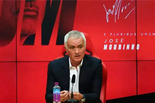ريال مدريد يعلن عودة جوزيه مورينيو مدرباً للفريق الأول بعقد حتى 2029