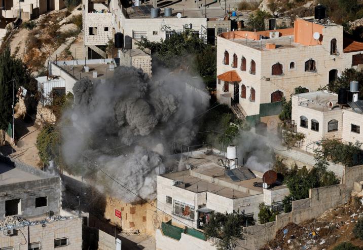 و5 آلاف فلسطيني يواجهون الحصار والتهجير