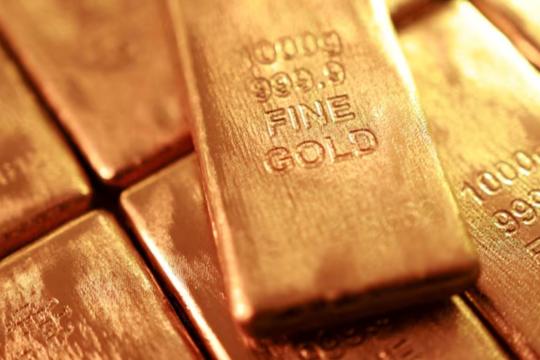 استقرار الذهب قرب 5090 دولاراً وسط صعود النفط وقوة الدولار