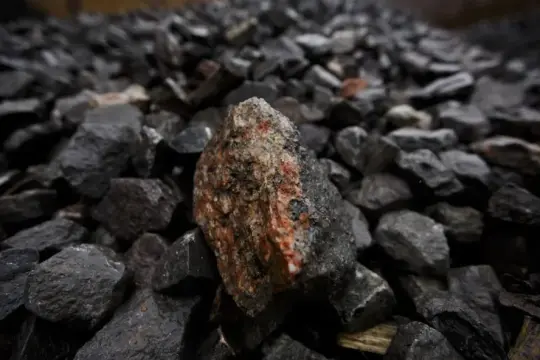 الاتحاد الأوروبي يعرض شراكة مع الولايات المتحدة لتأمين المعادن الحرجة وتقليص نفوذ الصين