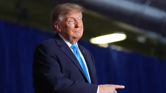 الرئيس الأمريكي: «نفكر في ذلك».. والجمهوريون يواجهون ضغوطًا بسبب ارتفاع تكاليف الوقود قبل انتخابات التجديد النصفي