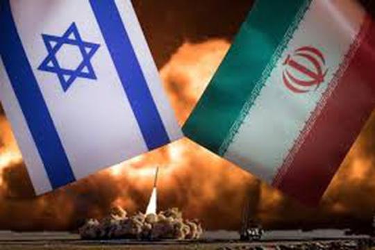 تقديرات إسرائيلية متباينة حول احتمال هجوم أمريكي على إيران