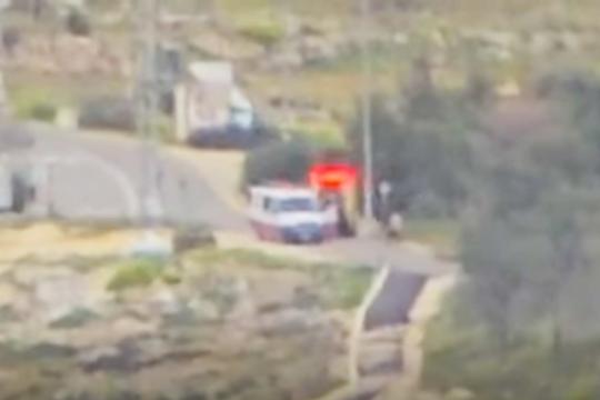 إصابة طفلة بعد دعسها من مستوطن في مسافر يطا جنوب الخليل