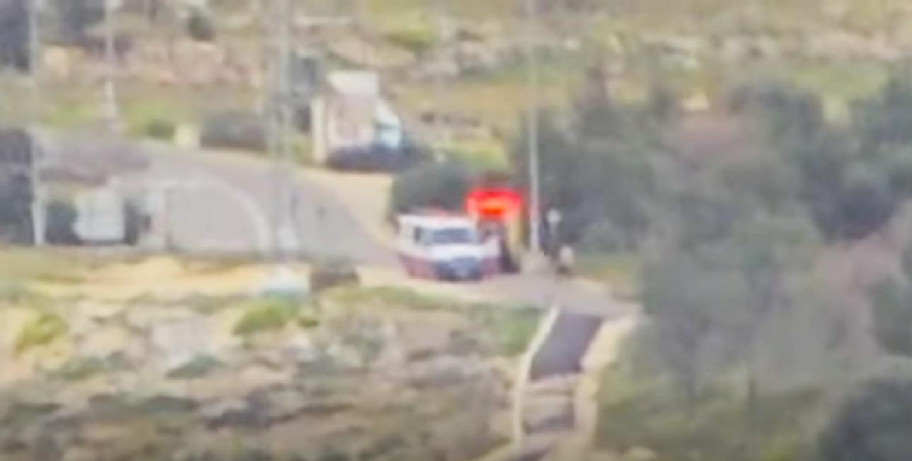 هجوم آخر لمستوطنين مسلحين على منازل المواطنين في بلدة سعير وإطلاق نار باتجاهها