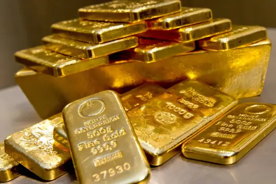 الذهب يتراجع لليوم الثاني وسط عمليات جني أرباح وترقب لقرار الفيدرالي