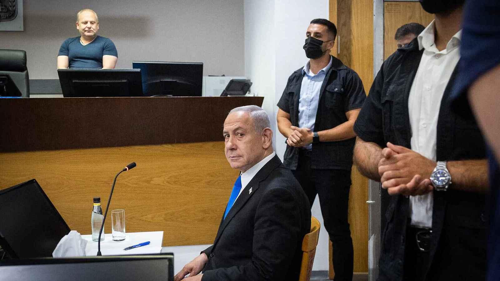 رئيس الحكومة الإسرائيلية يصف محاكمته بـ"العبثية" وسط جدل أعقب رسالة ترامب الداعية لمنحه عفوًا كاملًا