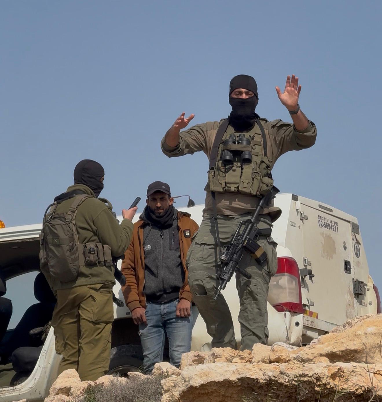 تواصل المداهمات والاعتقالات بمناطق طوباس وبيت لحم والخليل ورام الله