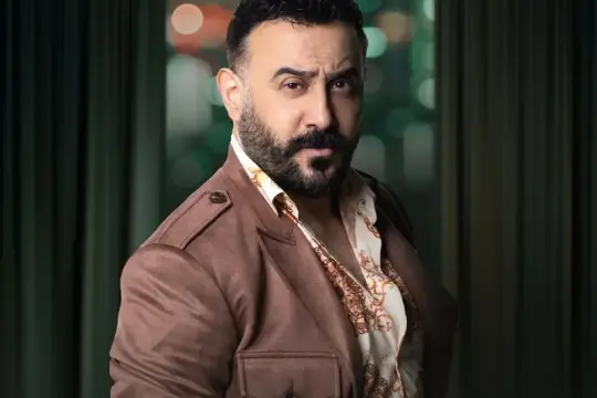 قصي خولي يبكي والده ويكشف تفاصيل تهديده بسحب الجنسية