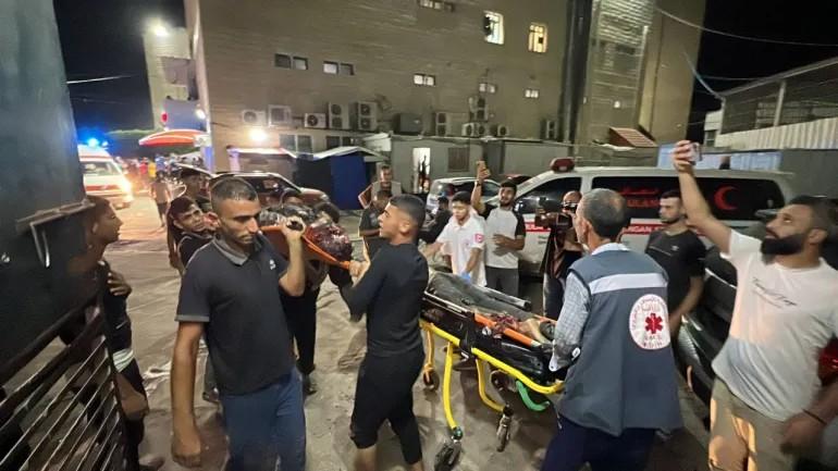 استهدافات متجددة تسفر عن ضحايا وإصابات وسط استمرار تدهور الوضع الإنساني في القطاع