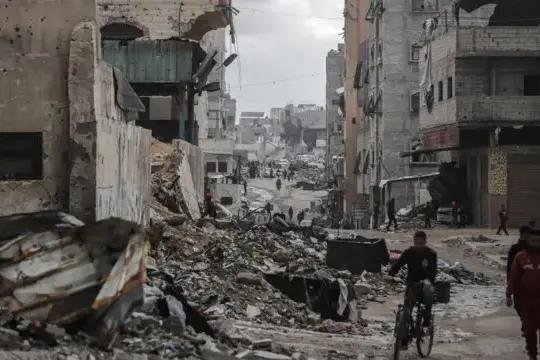 تقرير: أميركا وحلفاؤها يجددون مساعيهم لعقد مؤتمر بشأن إعادة إعمار غزة