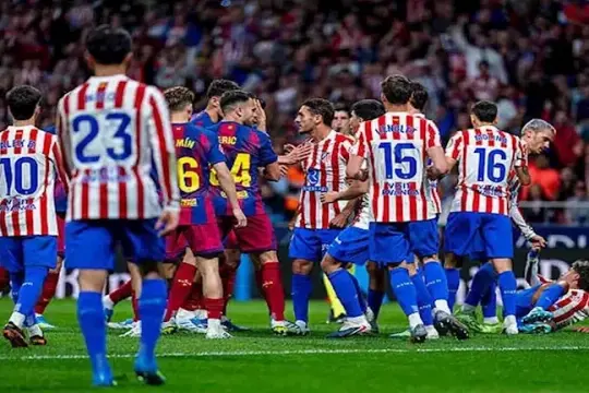 برشلونة يتقدم بشكوى رسمية إلى يويفا بسبب التحكيم أمام أتلتيكو مدريد