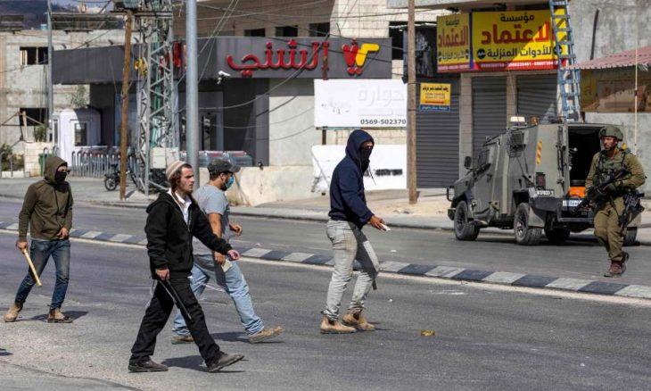 داعية إلى حماية المدنيين والمرضى والعاملين في القطاع الصحي