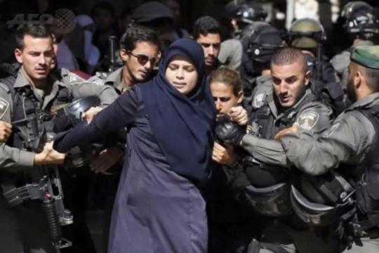 إعلام الأسرى: الاحتلال يعتقل النساء الفلسطينيات بدون أدلة واضحة