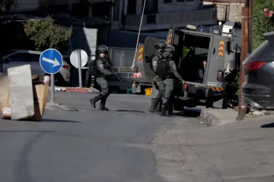 نادي الأسير: الاحتلال الإسرائيلي يعتقل 40 فلسطينياً بالضفة