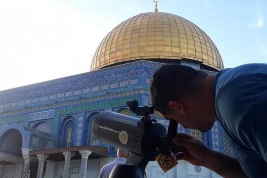 مفتي القدس يدعو لتحري هلال شوال مساء الأربعاء